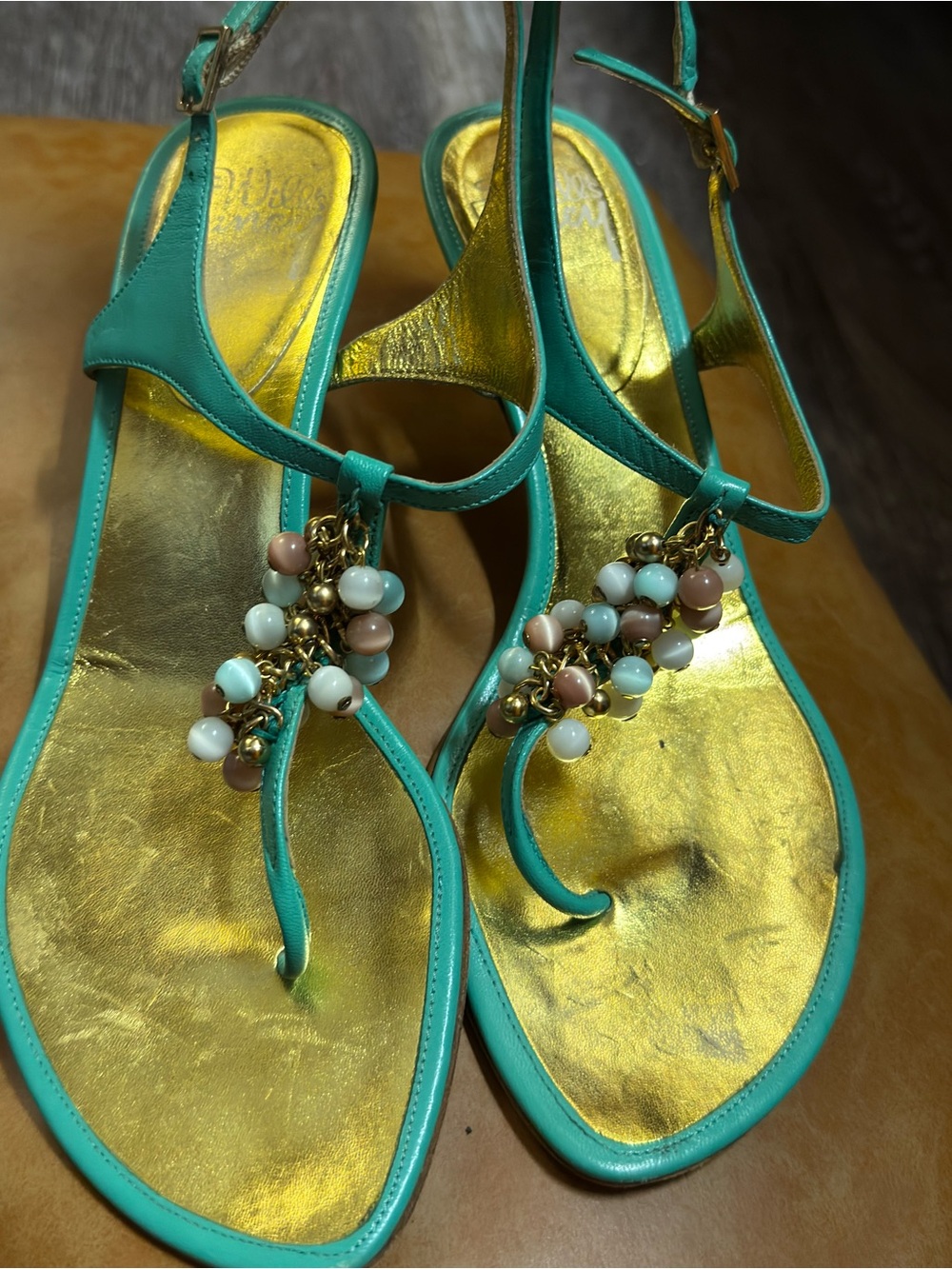 Will’s Fancy Made in Italy size 8M
Gold & Teal Beaded Sandals